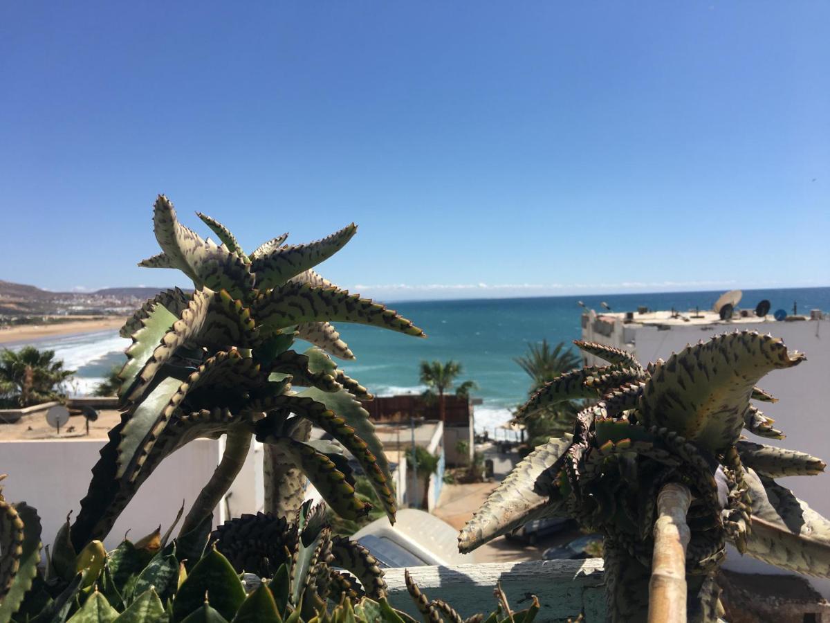 Ocean Surf Lodge Taghazout Bagian luar foto